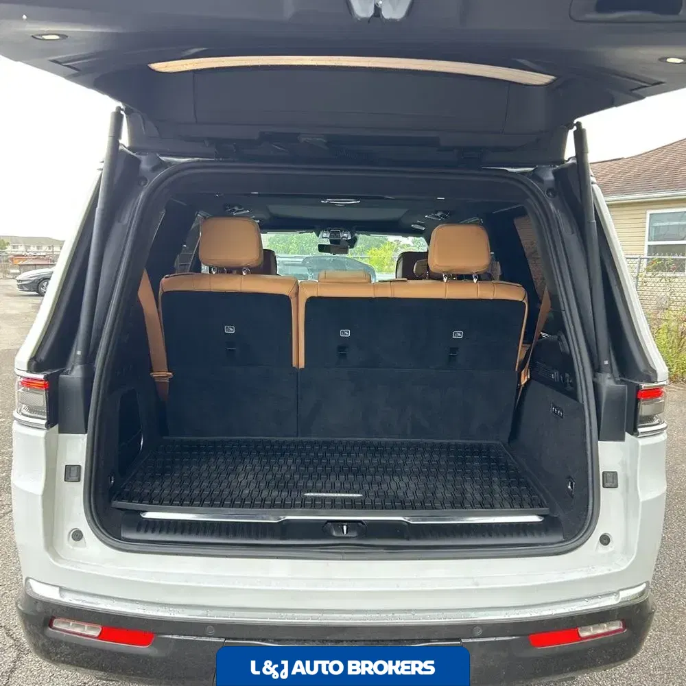 2022 Jeep Grand Wagoneer Series III