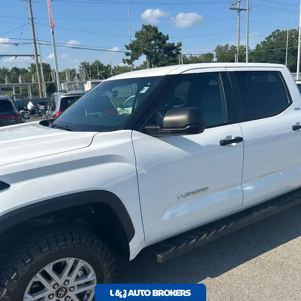 2025 Toyota Tundra SR5