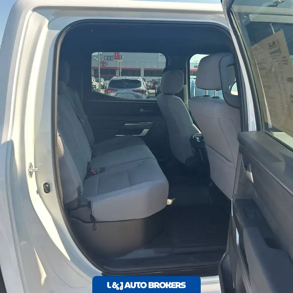 2025 Toyota Tundra SR5