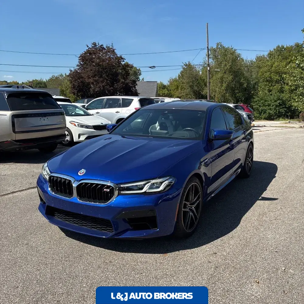 2023 BMW M5