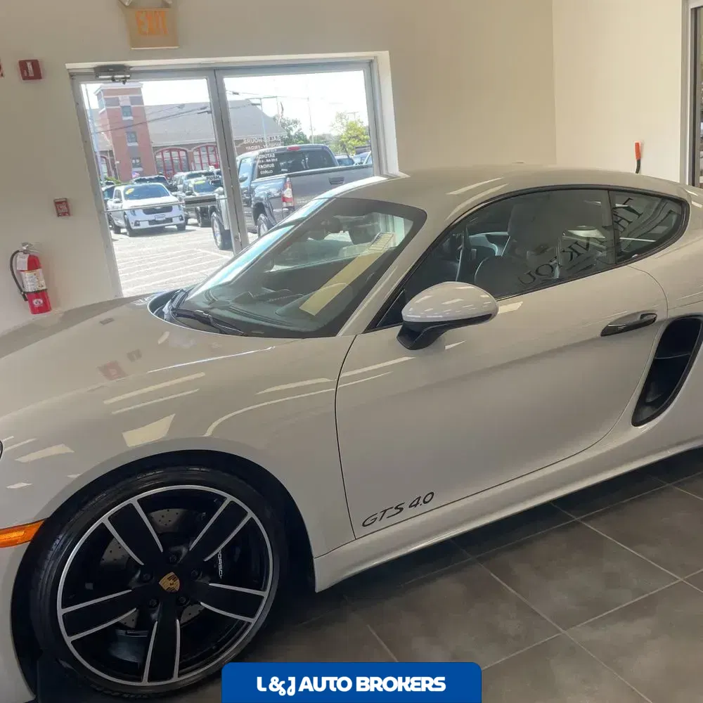 2024 Porsche 718 Cayman GTS 4.0