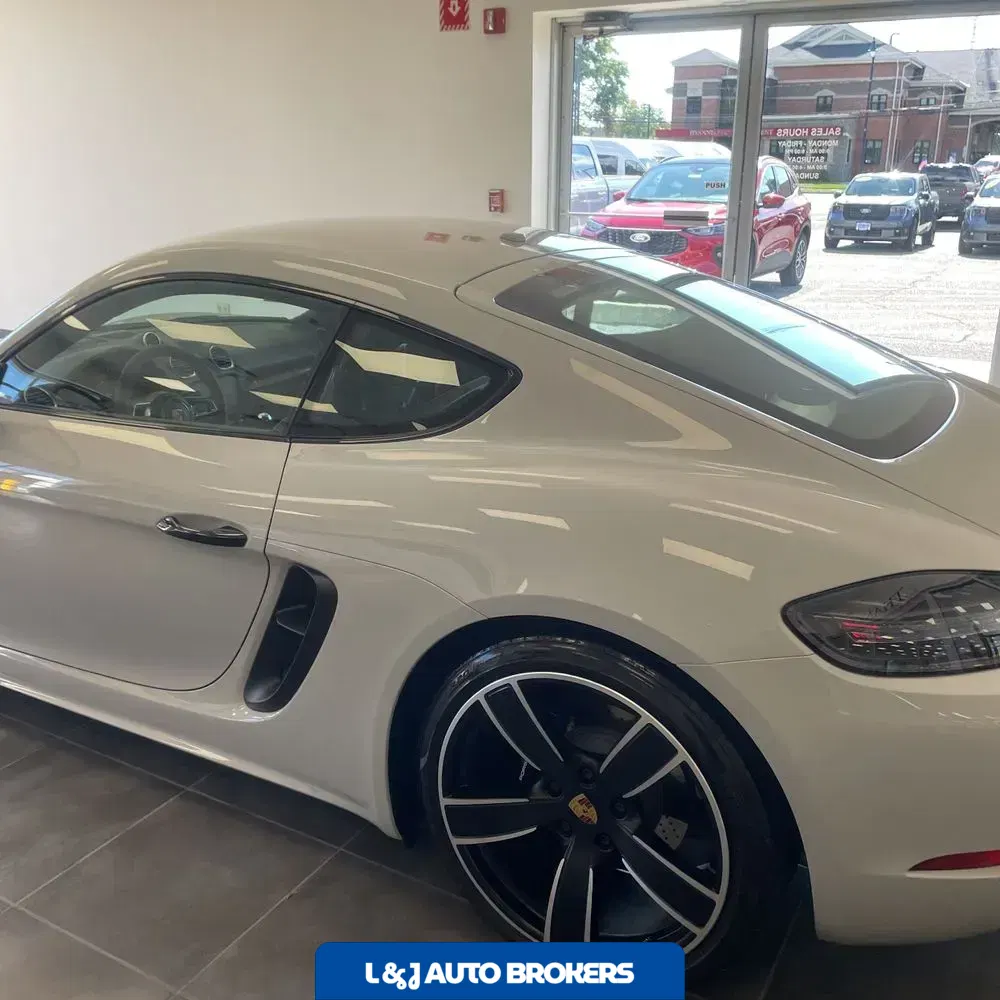 2024 Porsche 718 Cayman GTS 4.0