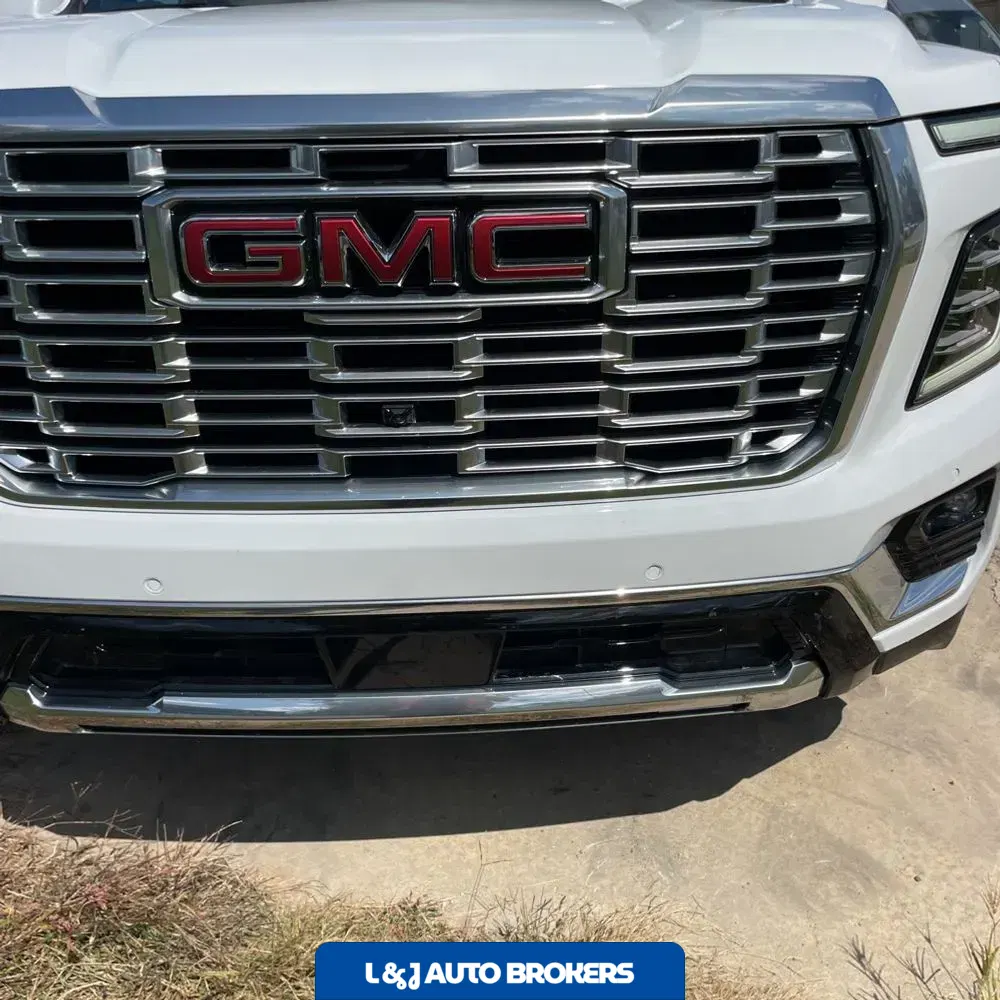 2025 GMC Yukon XL Denali