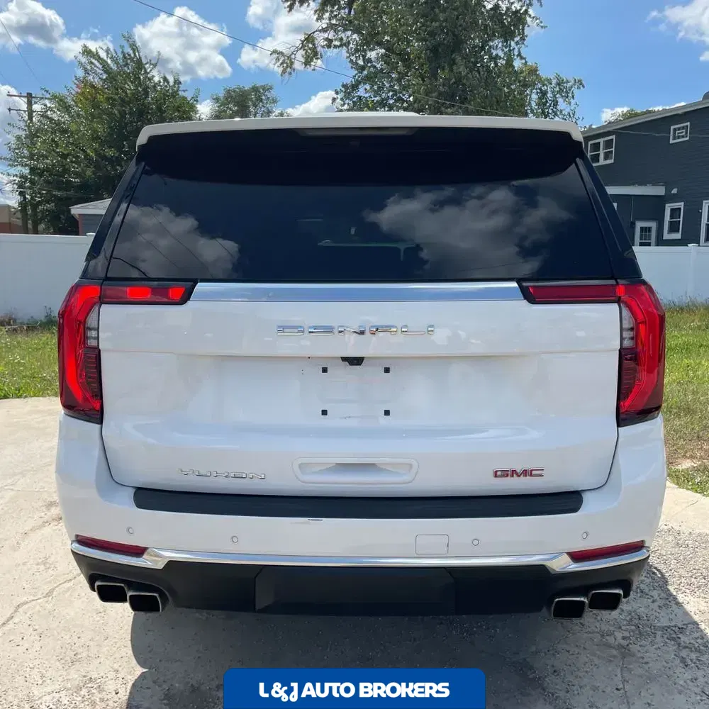 2025 GMC Yukon XL Denali