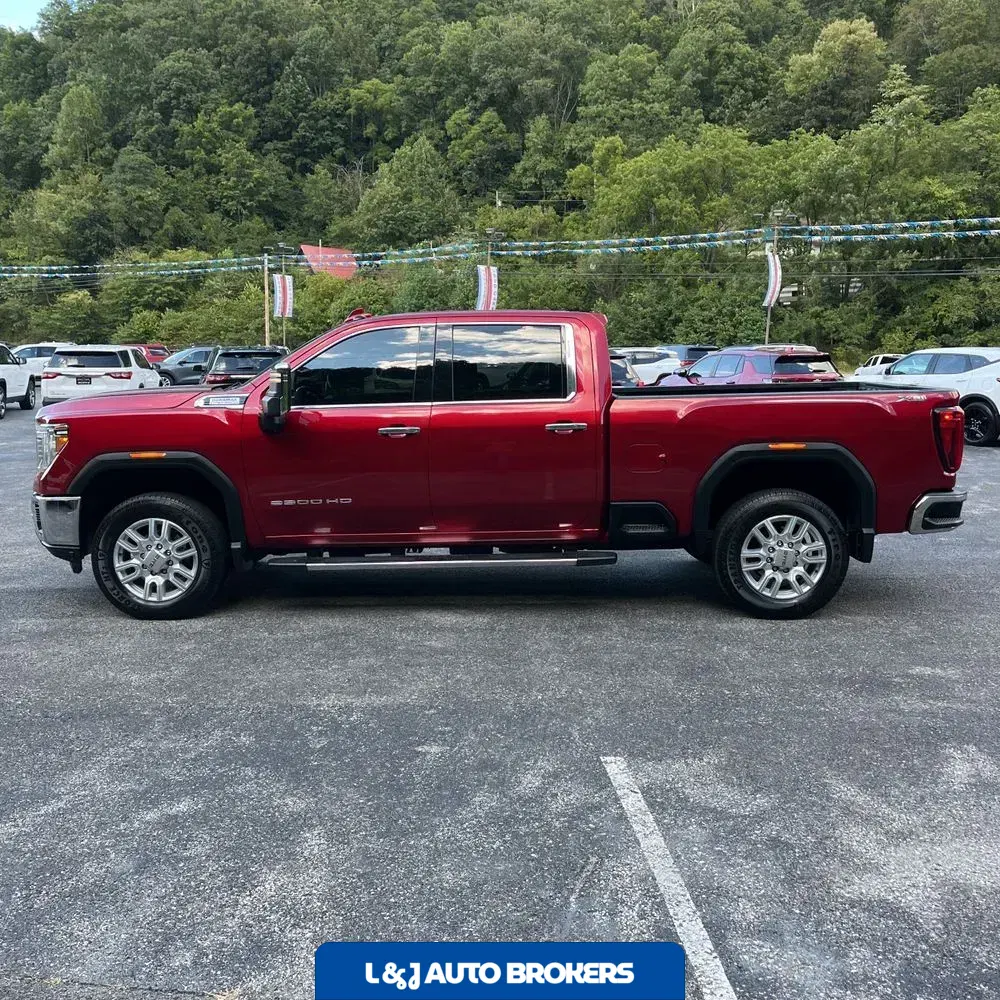 2021 GMC Sierra 2500 SLT