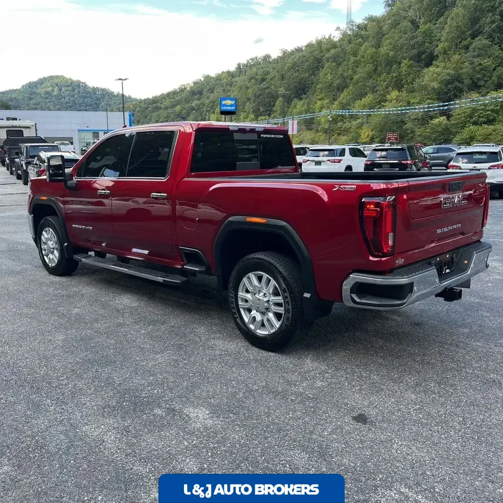 2021 GMC Sierra 2500 SLT