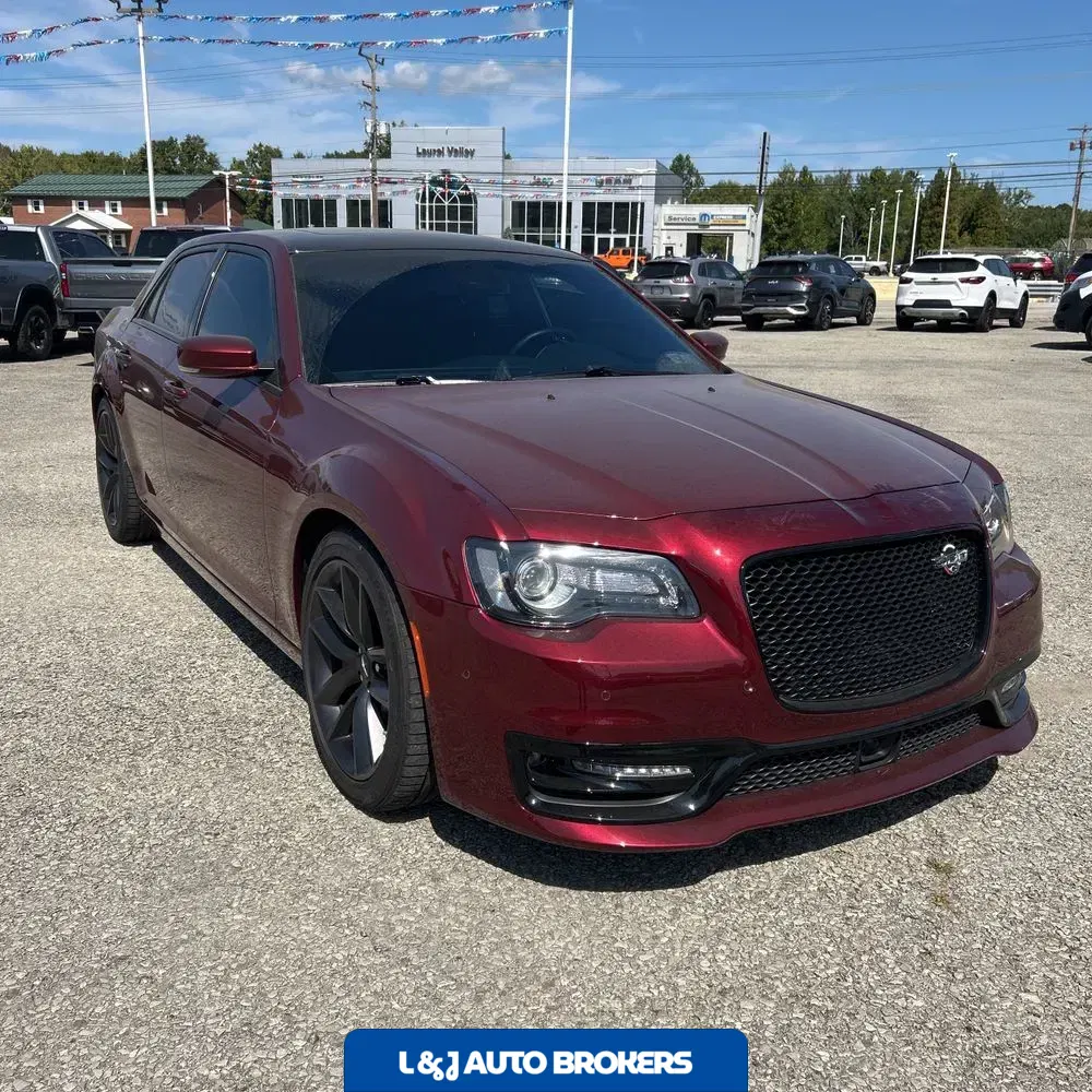 2023 Chrysler 300 C