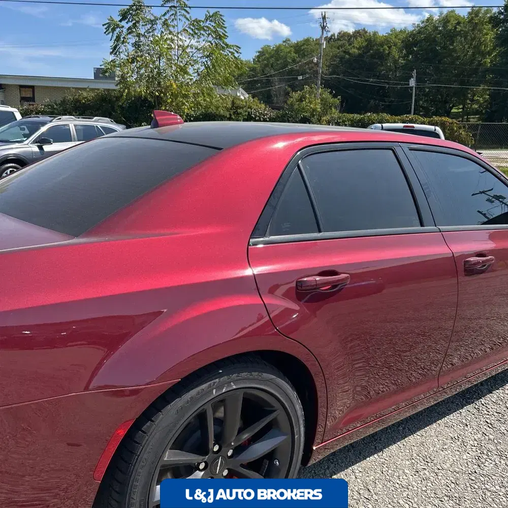 2023 Chrysler 300 C
