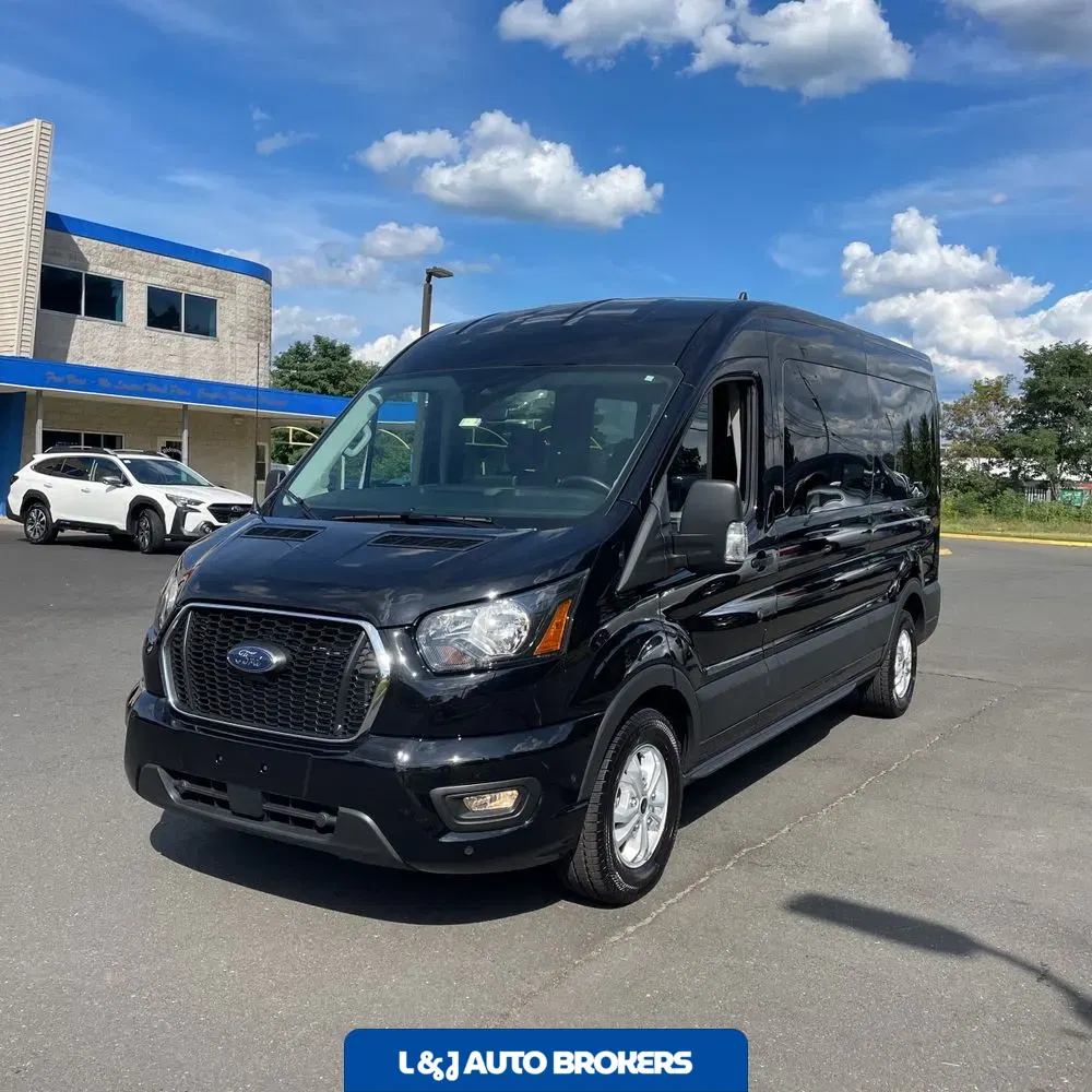 2025 Ford Transit 350 XLT