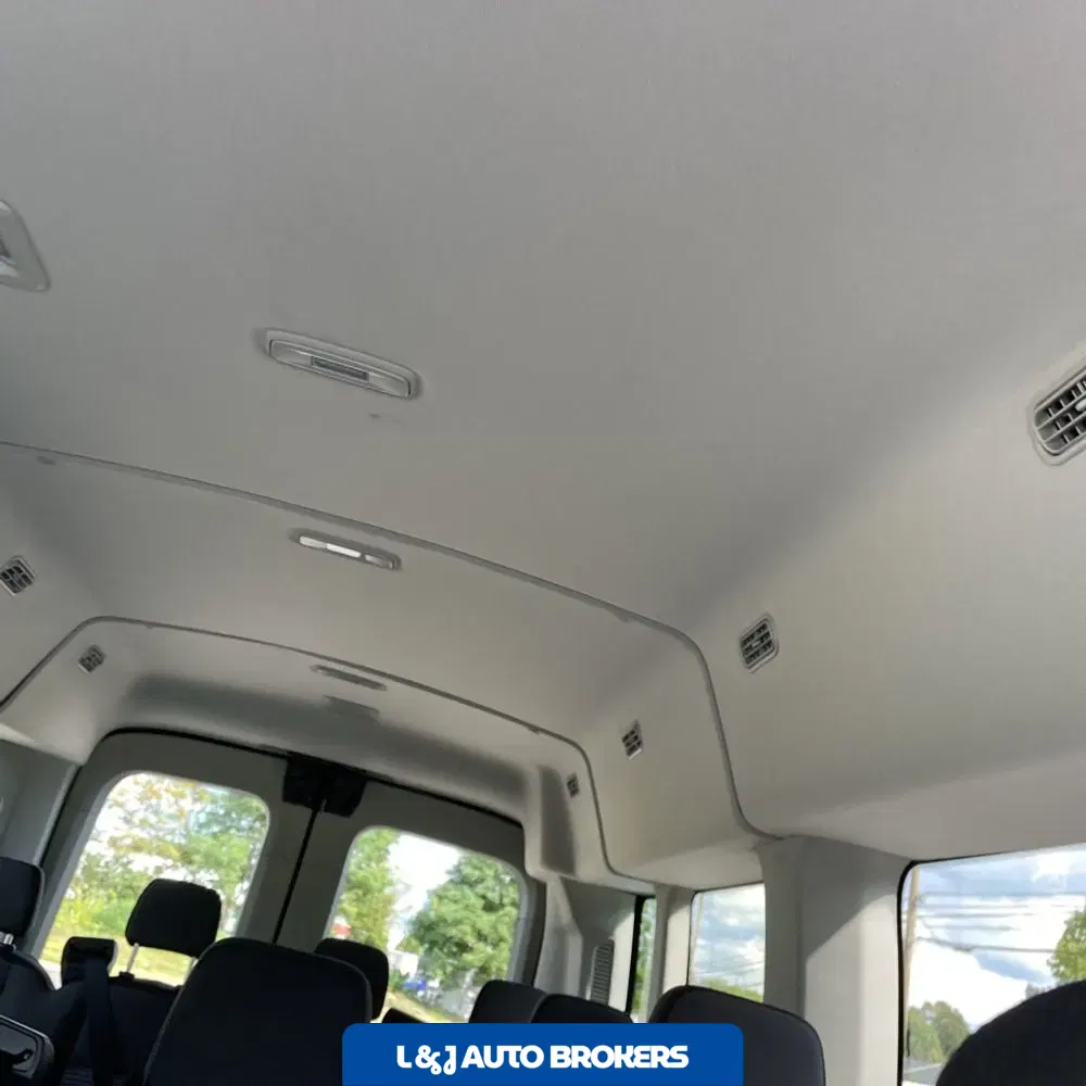 2025 Ford Transit 350 XLT