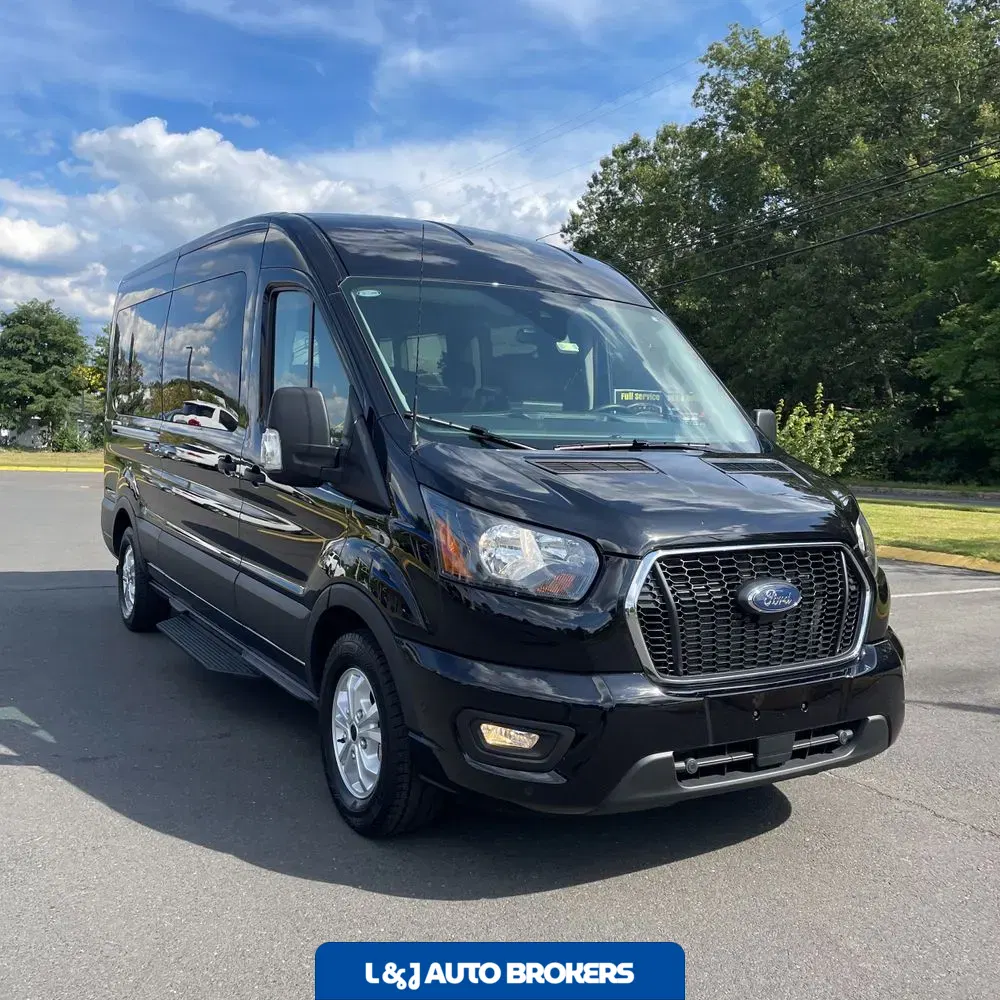 2025 Ford Transit 350 XLT