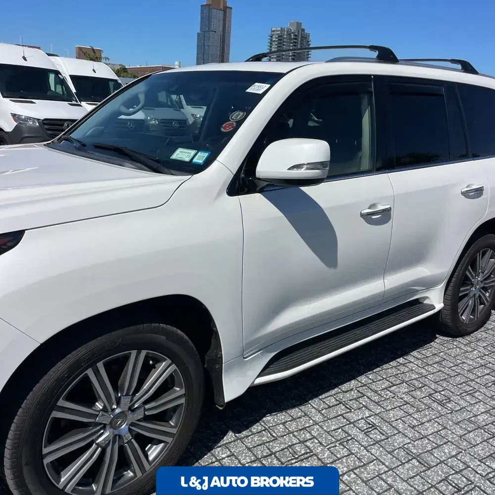 2017 Lexus LX 570 Base