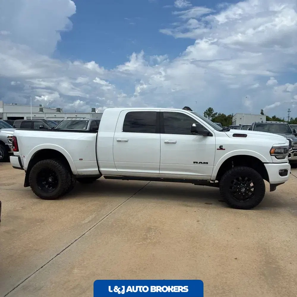 2022 Ram 3500 Laramie