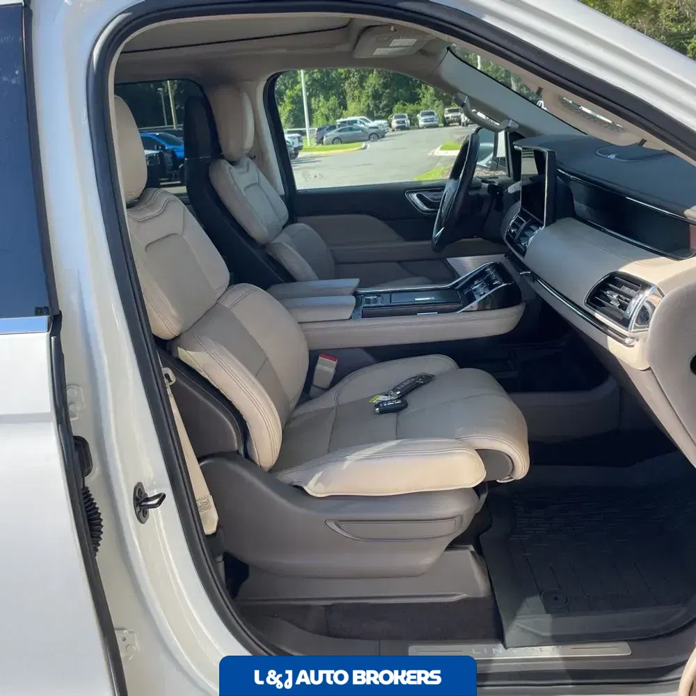 2022 Lincoln Navigator Reserve