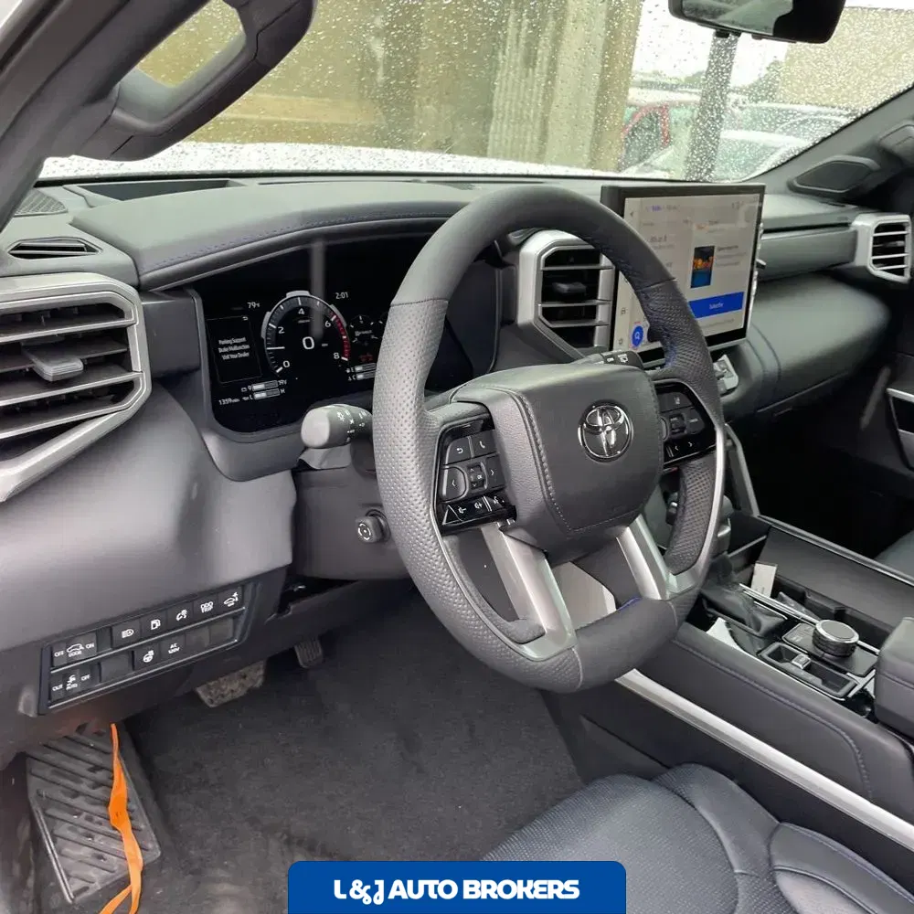 2025 Toyota Sequoia Platinum