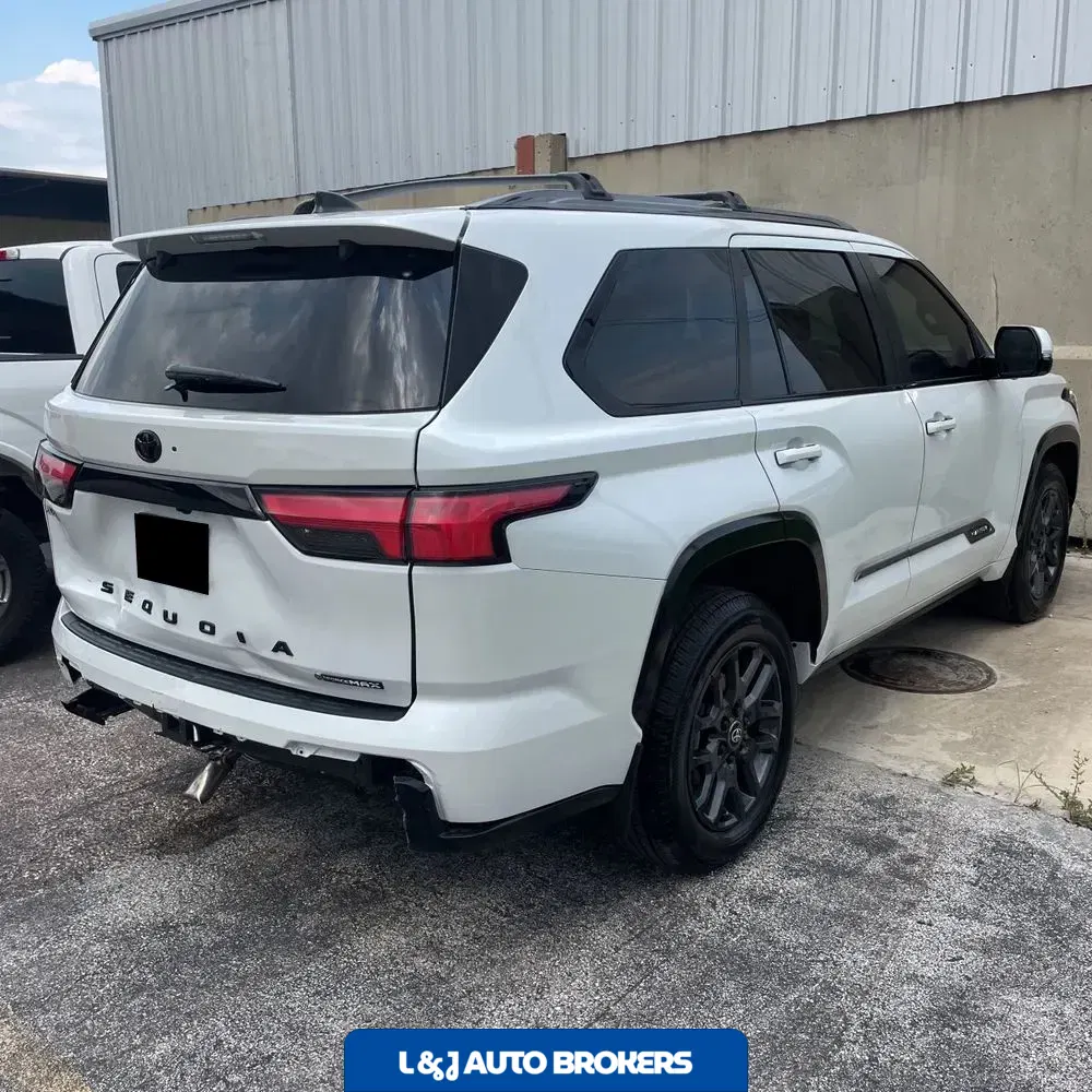 2025 Toyota Sequoia Platinum