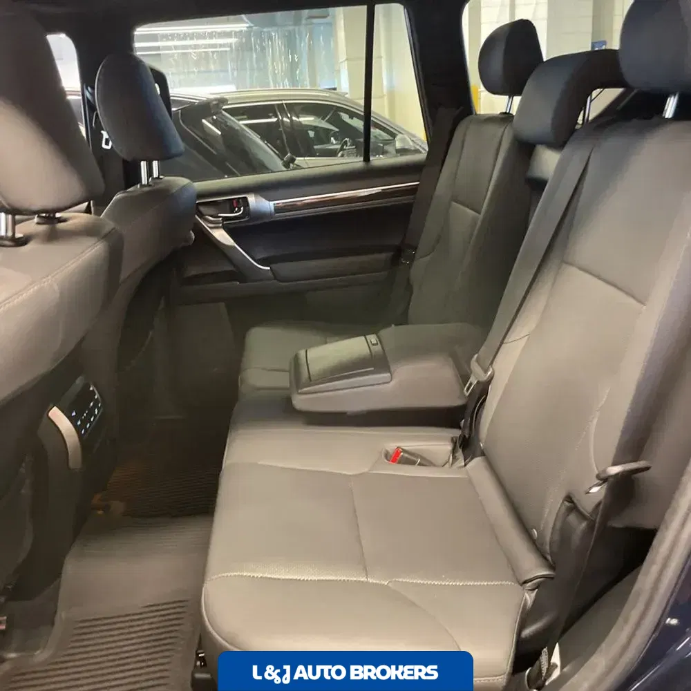 2023 Lexus GX 460 Base