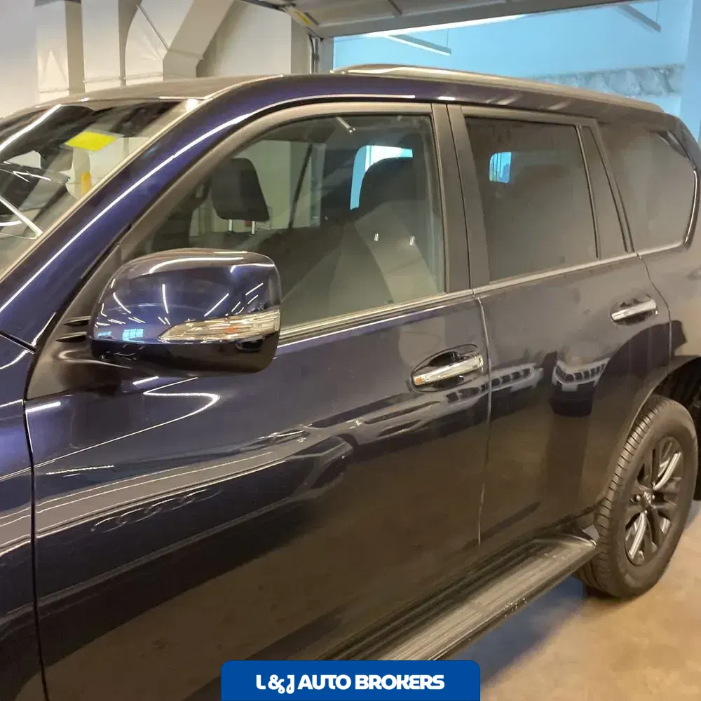 2023 Lexus GX 460 Base
