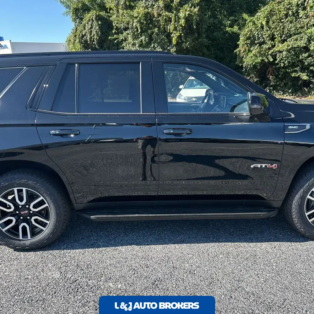 2024 GMC Yukon AT4