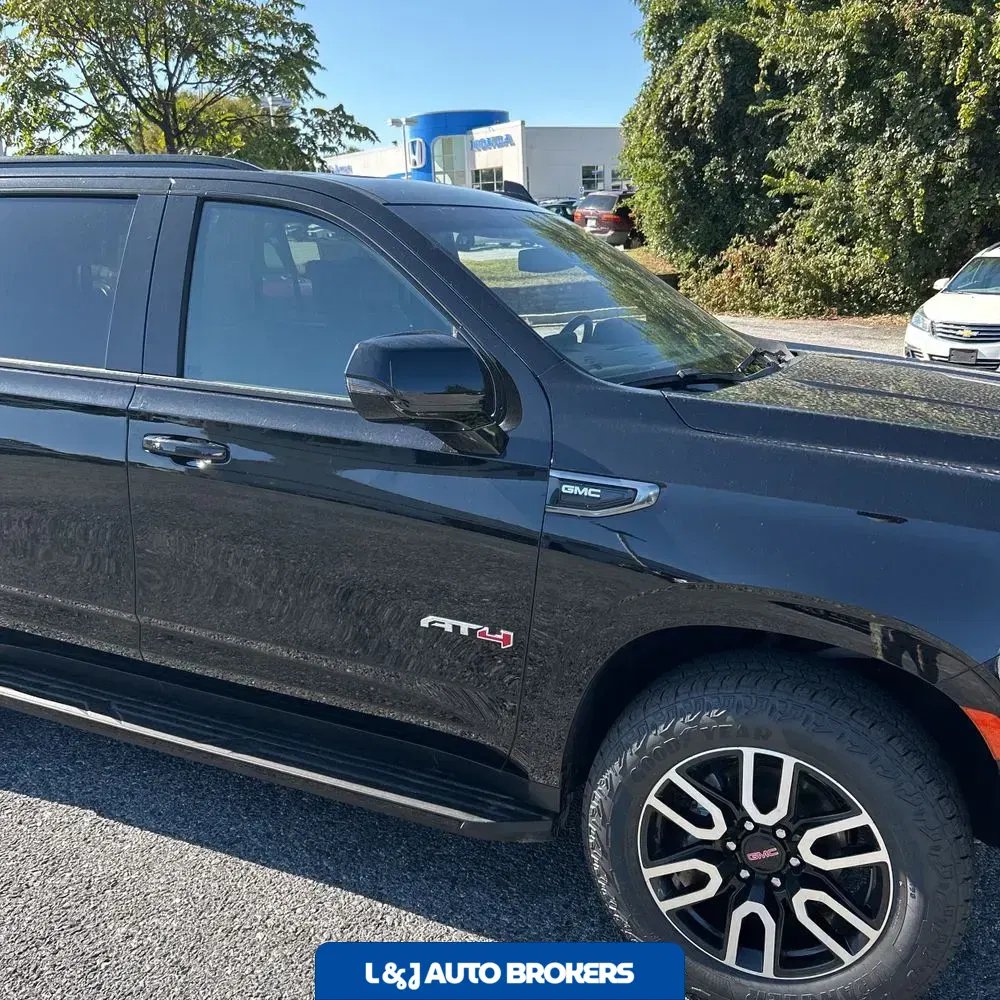 2024 GMC Yukon AT4