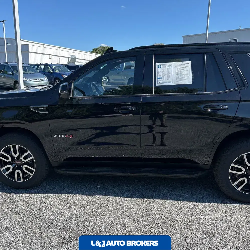 2024 GMC Yukon AT4