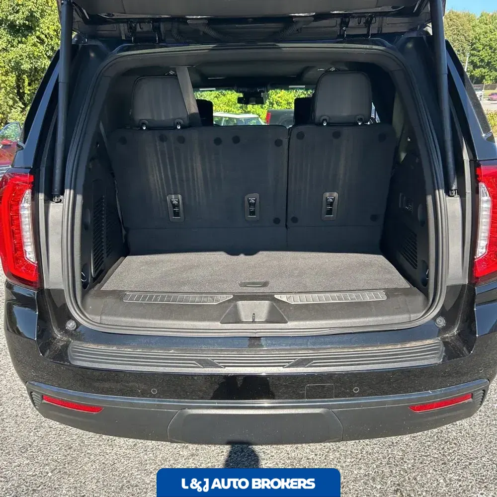 2024 GMC Yukon AT4
