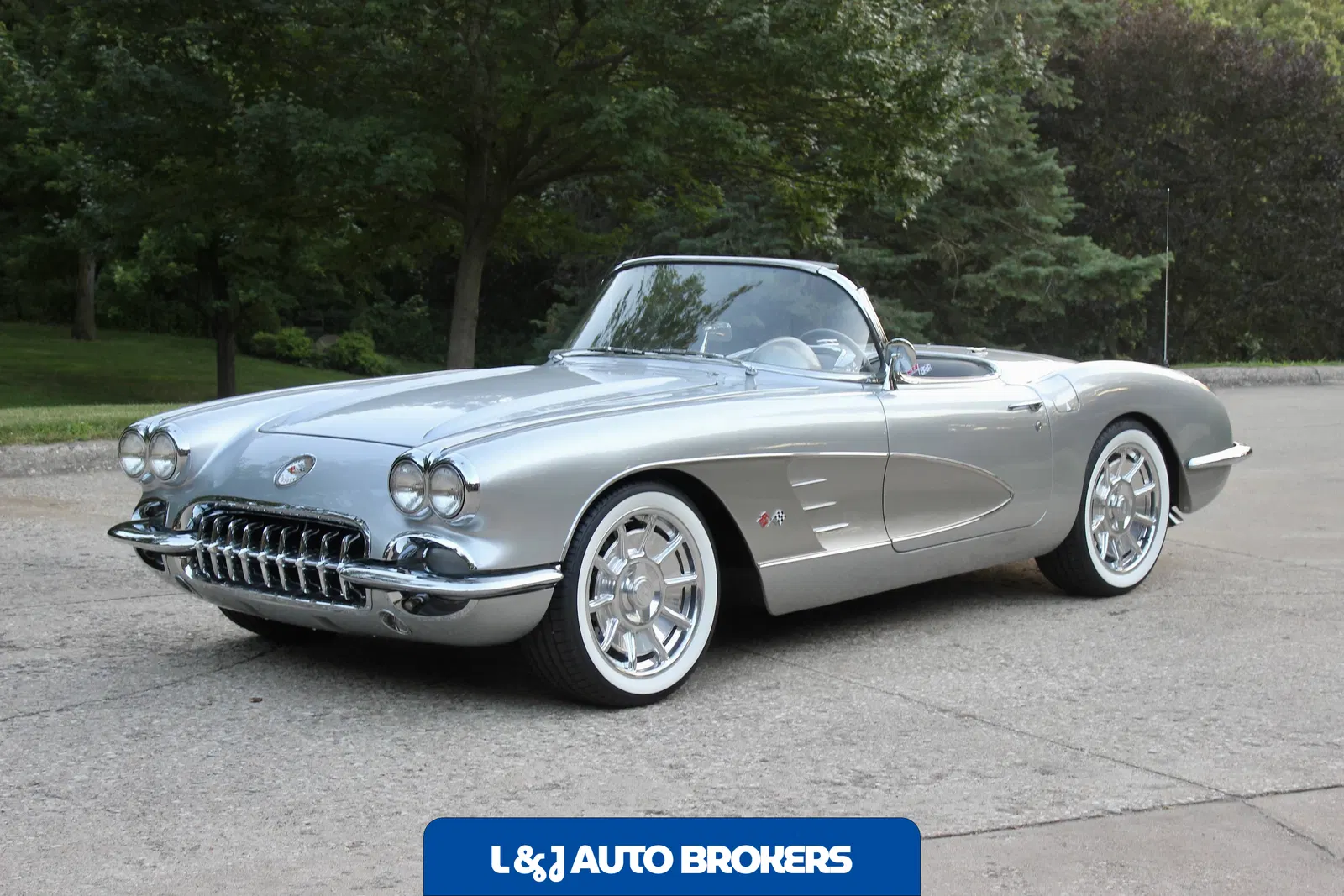1959 Corvette Restomod Small Block V8 & Muncie 4-Speed
