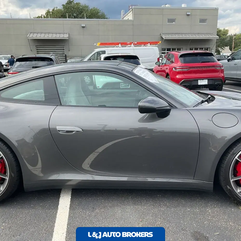 2022 Porsche 911 Carrera 4S