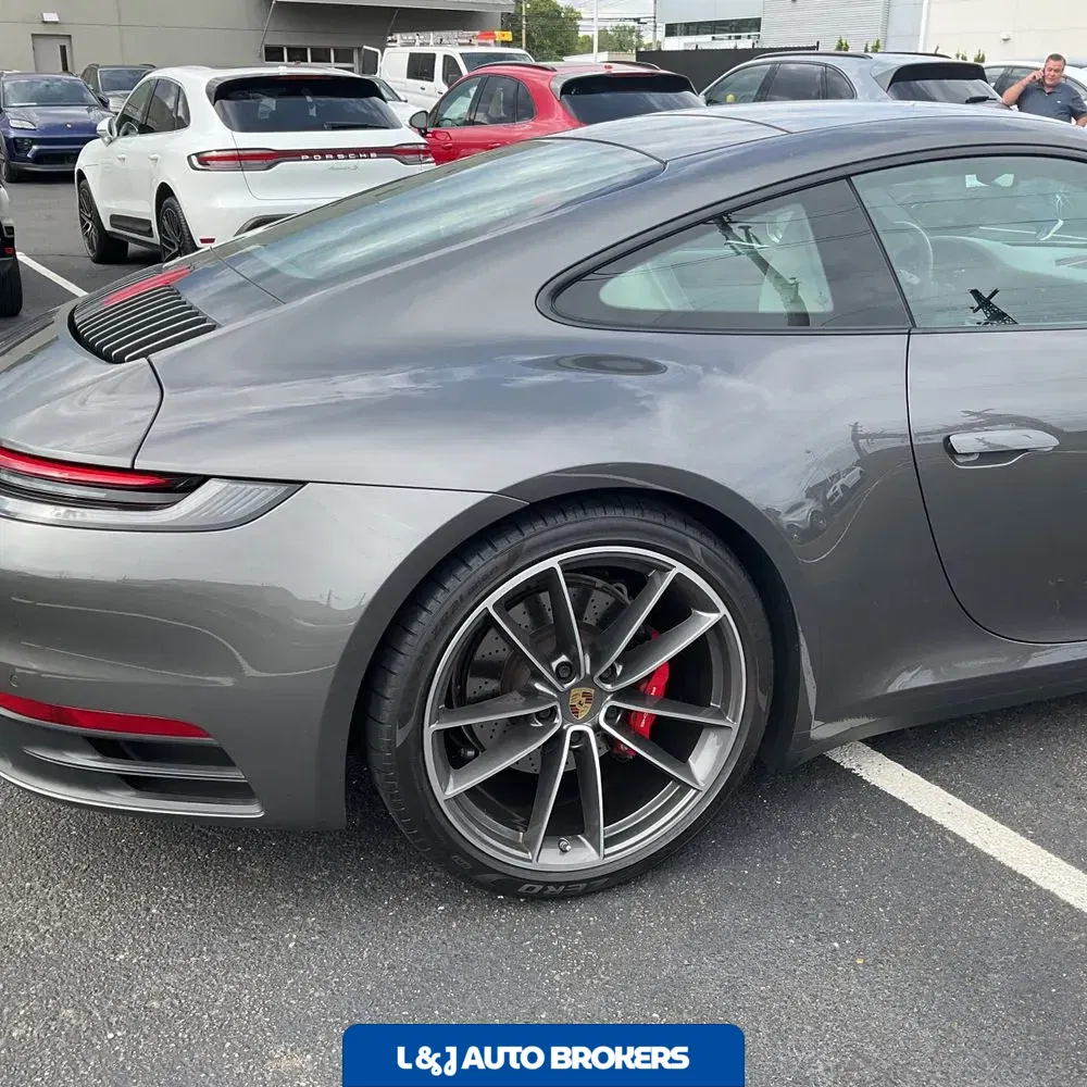 2022 Porsche 911 Carrera 4S