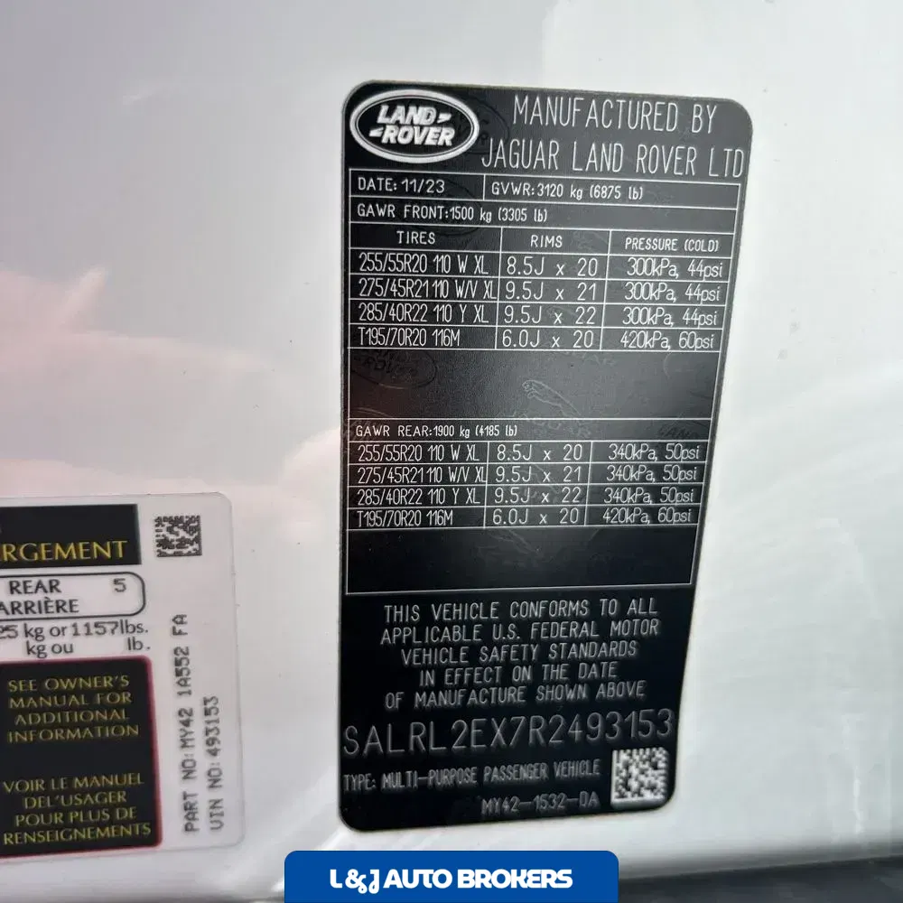 2024 Land Rover Discovery Dynamic SE P300