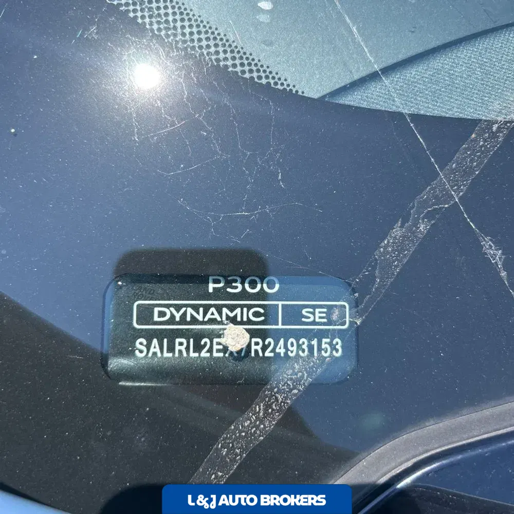 2024 Land Rover Discovery Dynamic SE P300