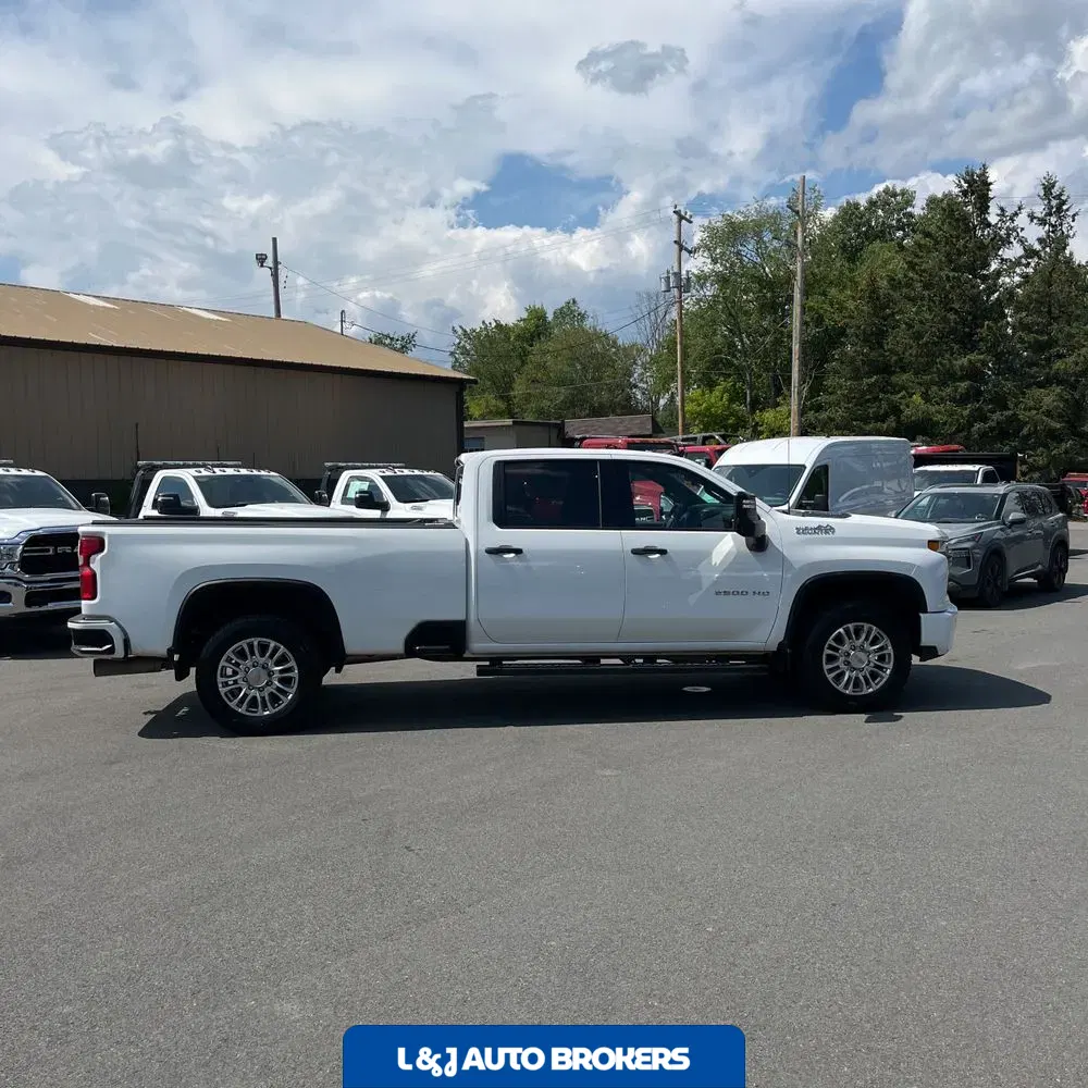 2022 Chevrolet Silverado 2500 High Country