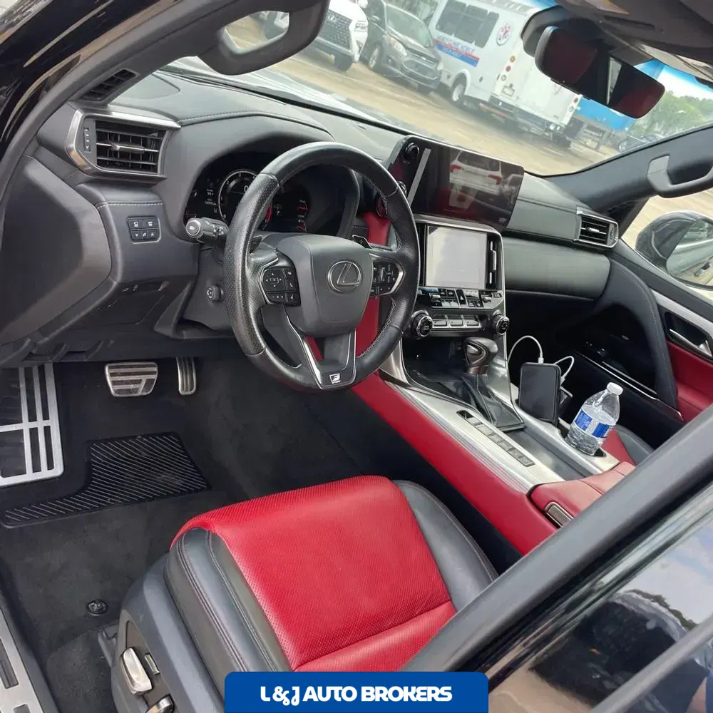 2024 Lexus LX 600 F SPORT Handling