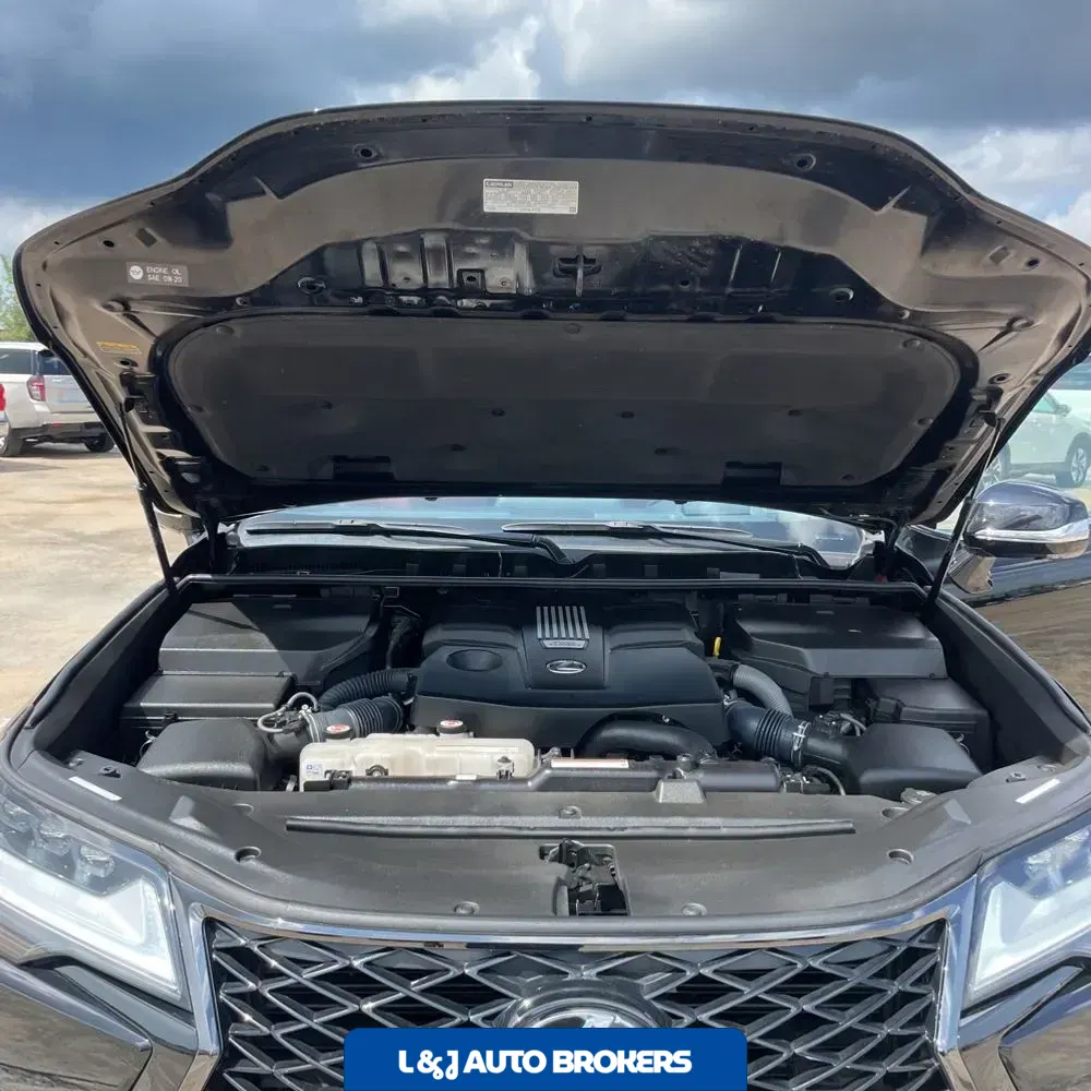 2024 Lexus LX 600 F SPORT Handling