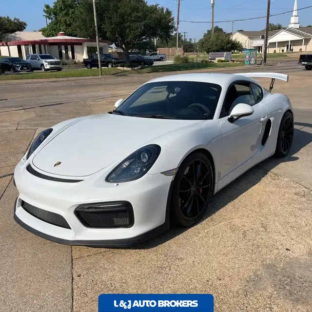 2016 Porsche Cayman GT4