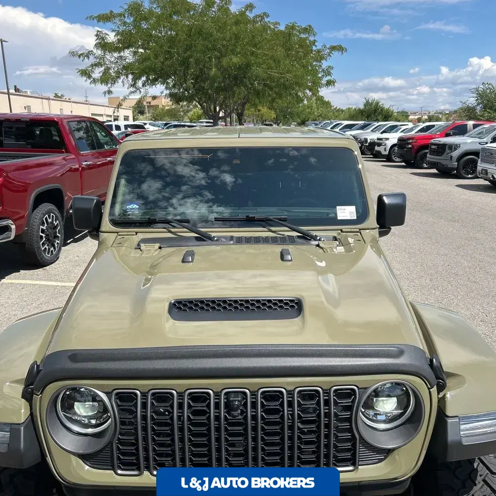 2025 Jeep Gladiator Mojave X