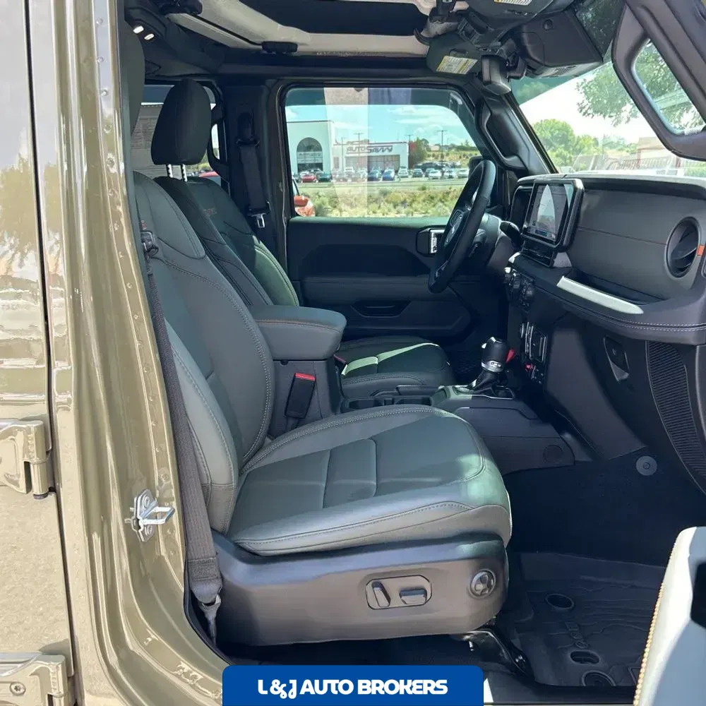 2025 Jeep Gladiator Mojave X