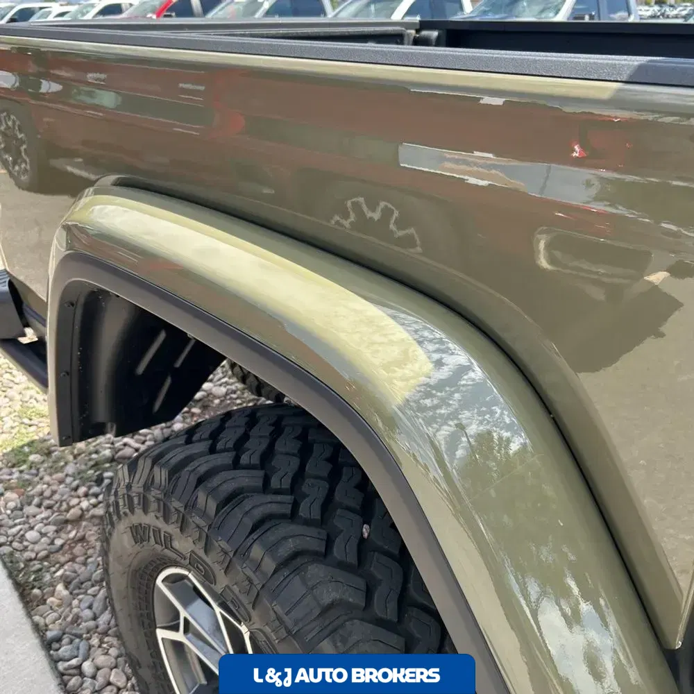 2025 Jeep Gladiator Mojave X