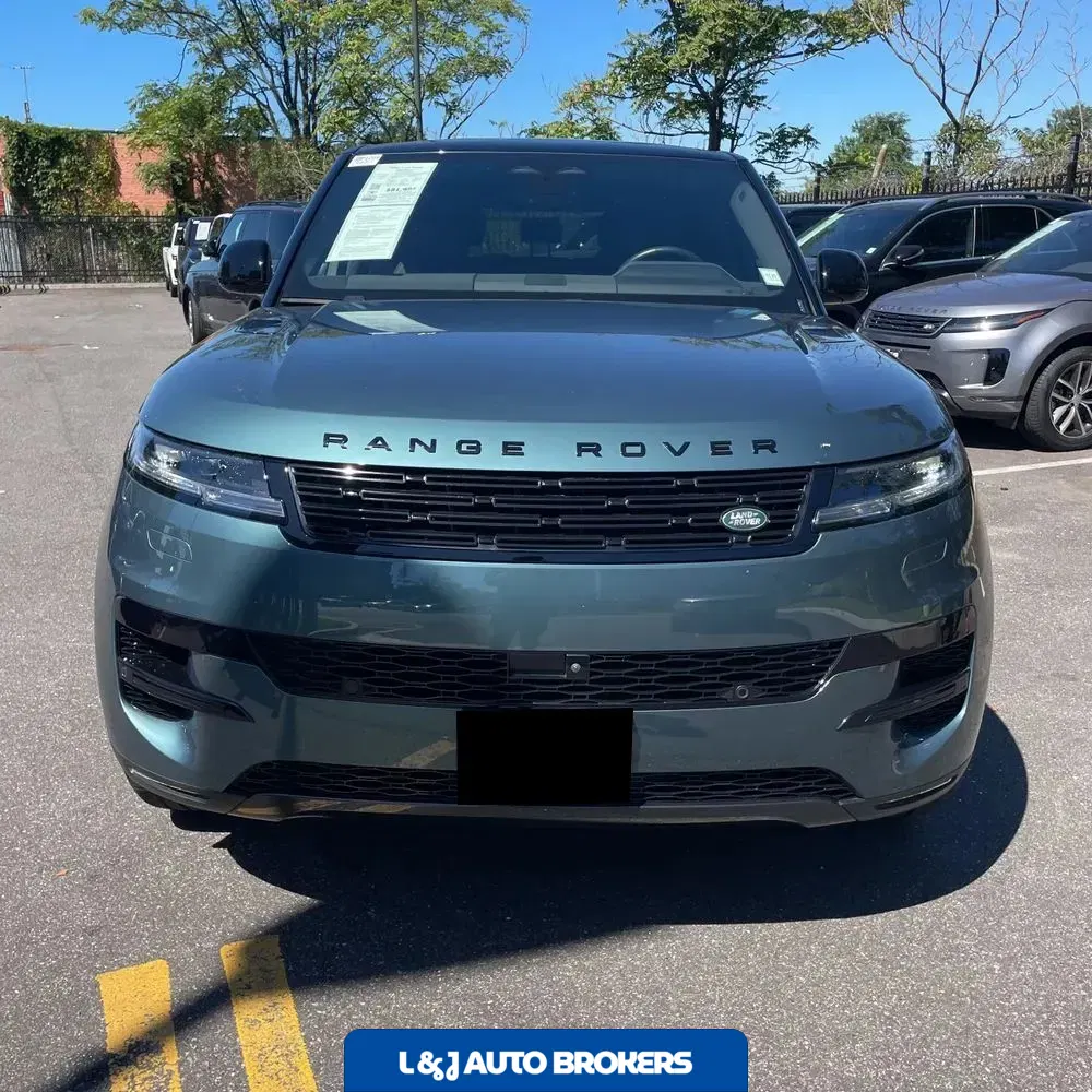2024 Land Rover Range Rover Sport P360 SE
