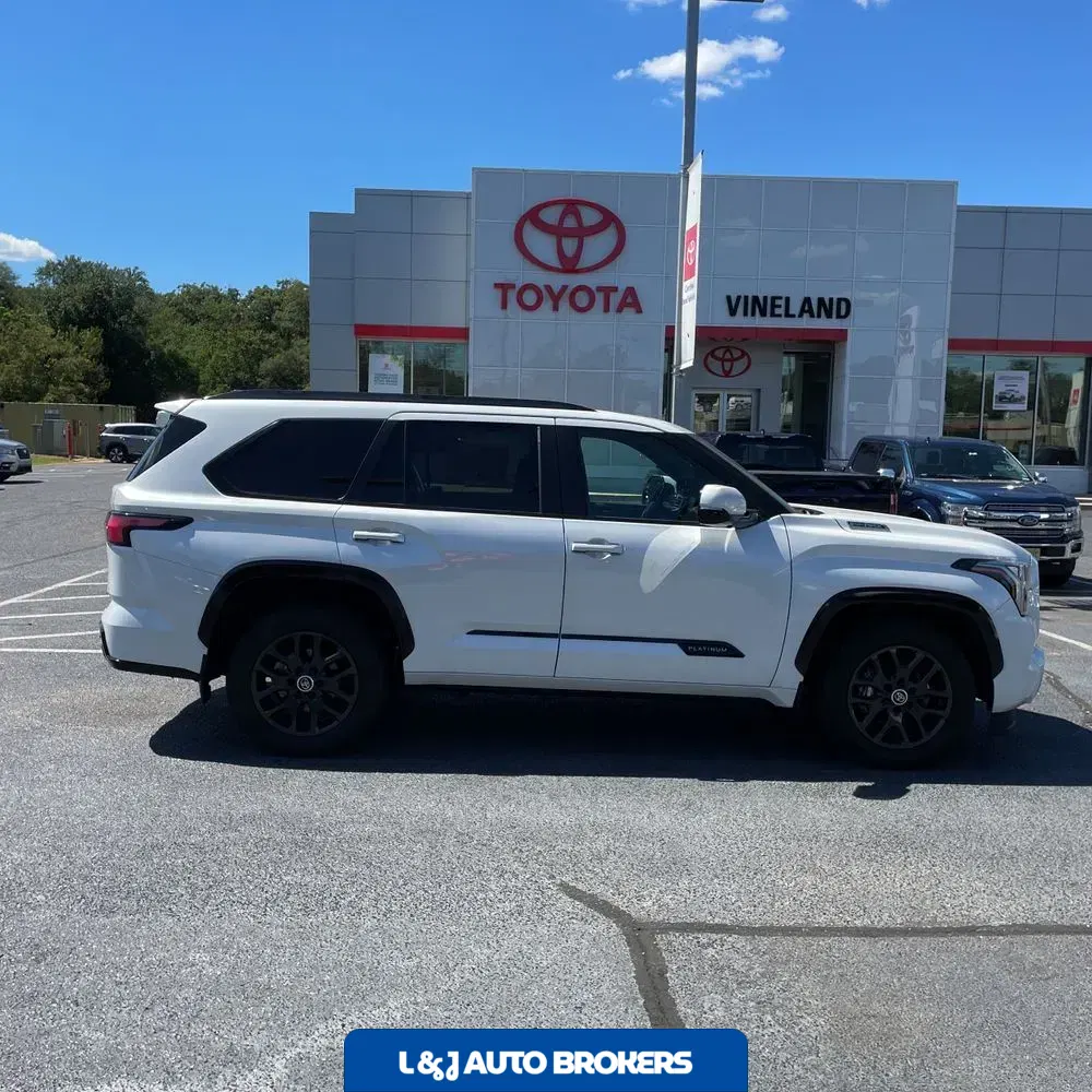 2024 Toyota Sequoia Platinum