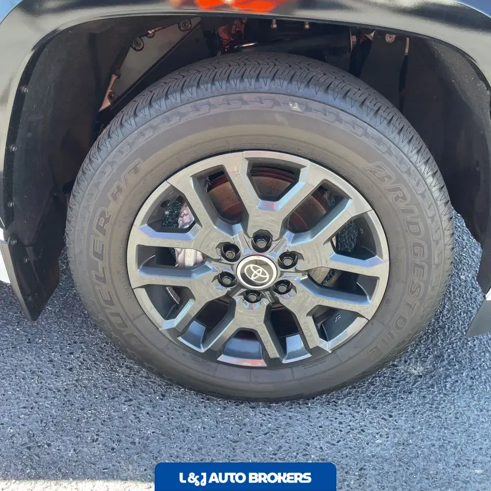 2024 Toyota Sequoia Platinum