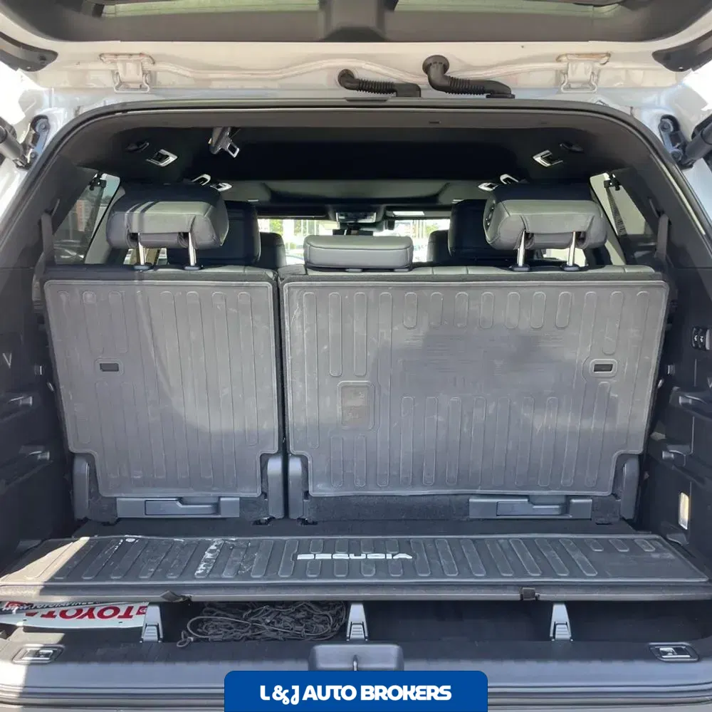 2024 Toyota Sequoia Platinum