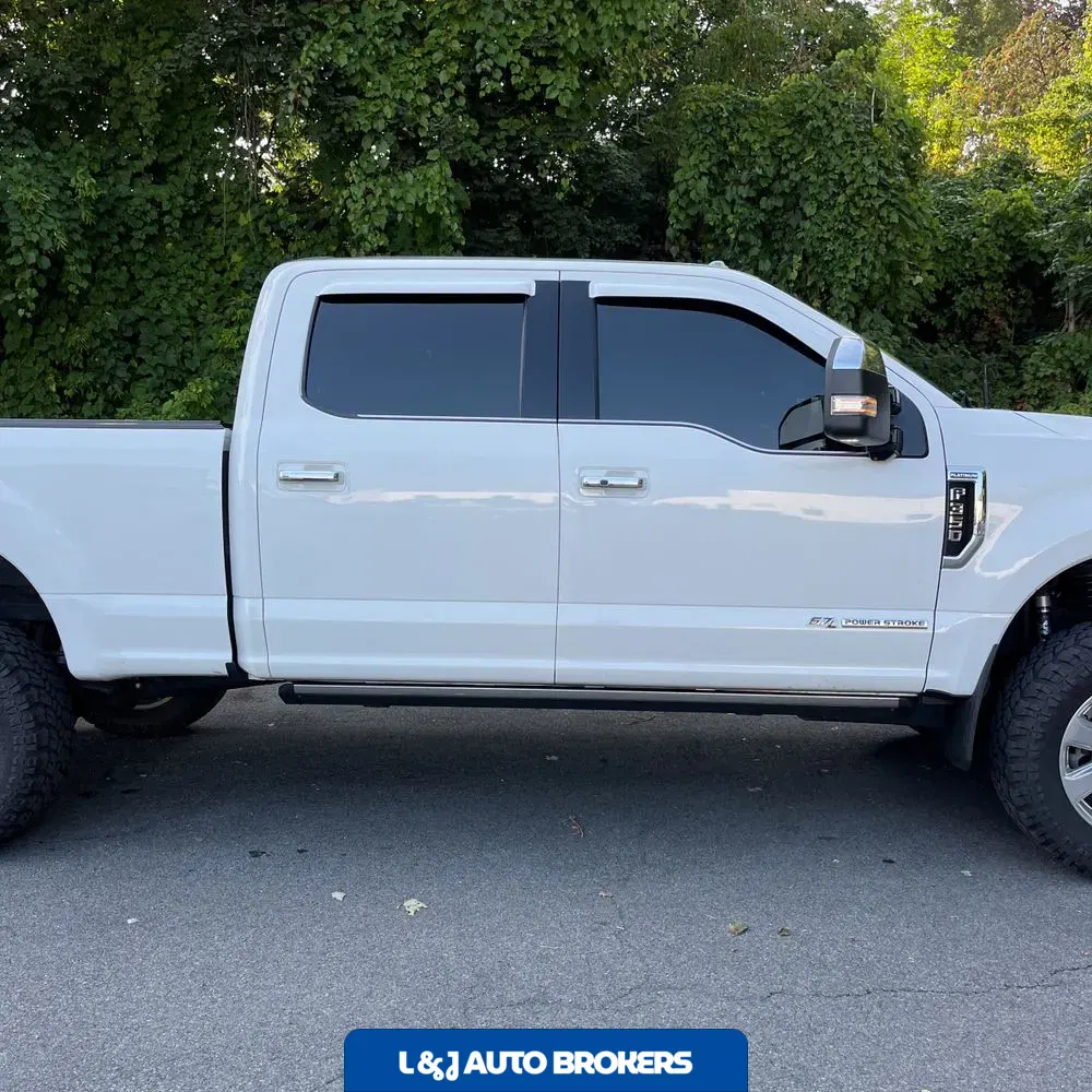 2022 Ford F-350 Super Duty Platinum