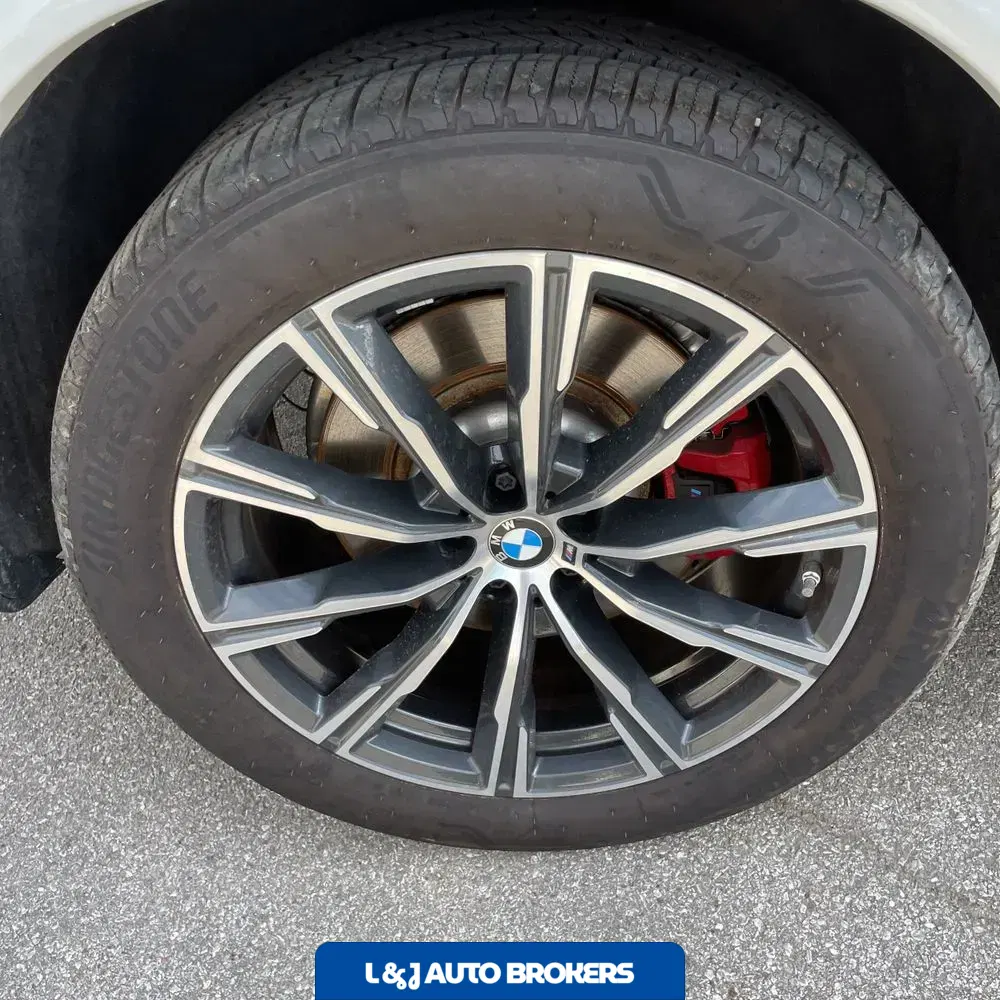 2024 BMW X6 M60i