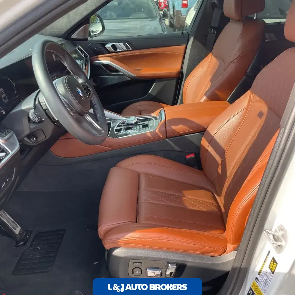 2024 BMW X6 M60i