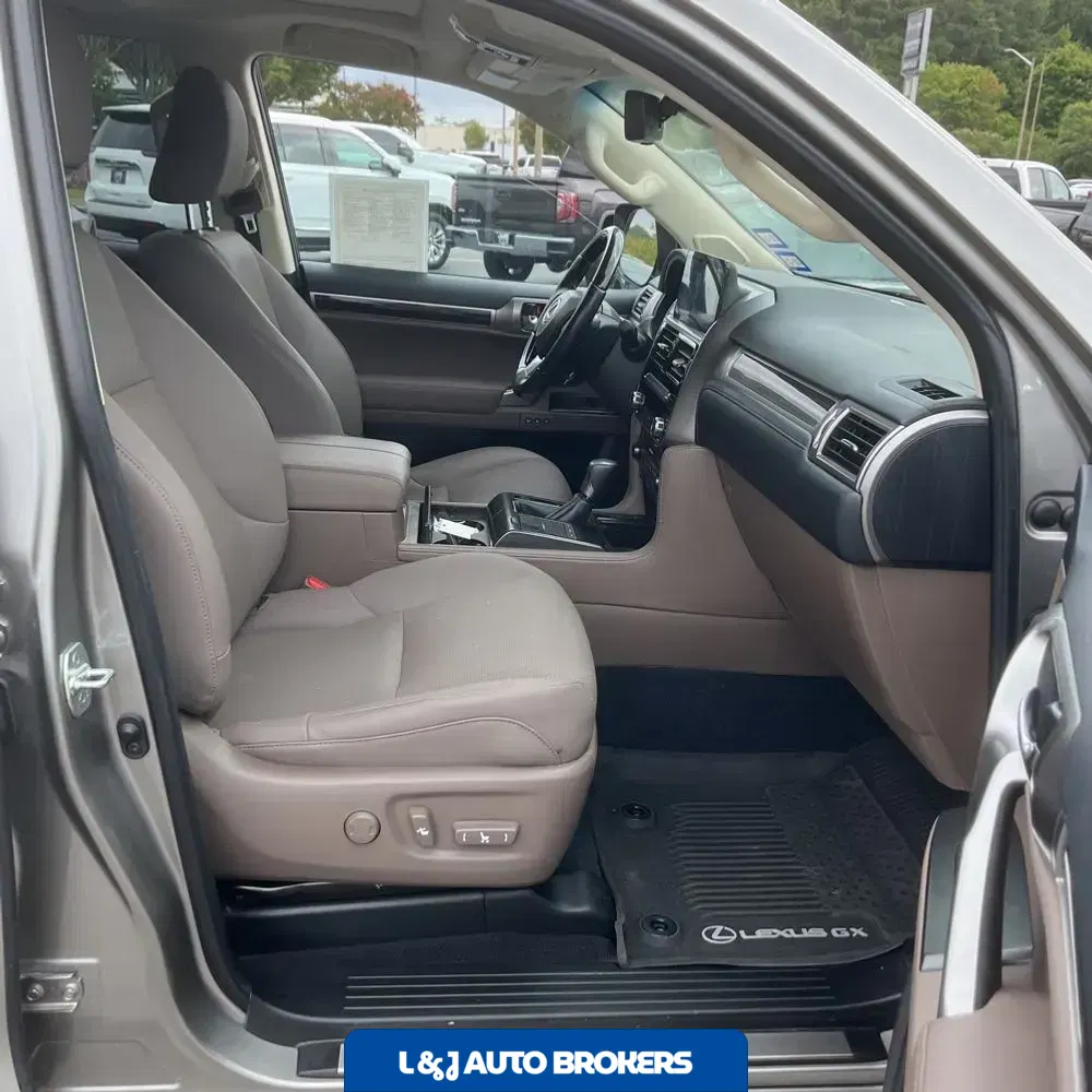 2023 Lexus GX 460 Base
