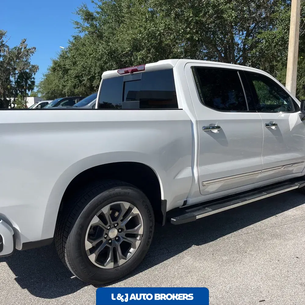 2023 Chevrolet Silverado 1500 High Country