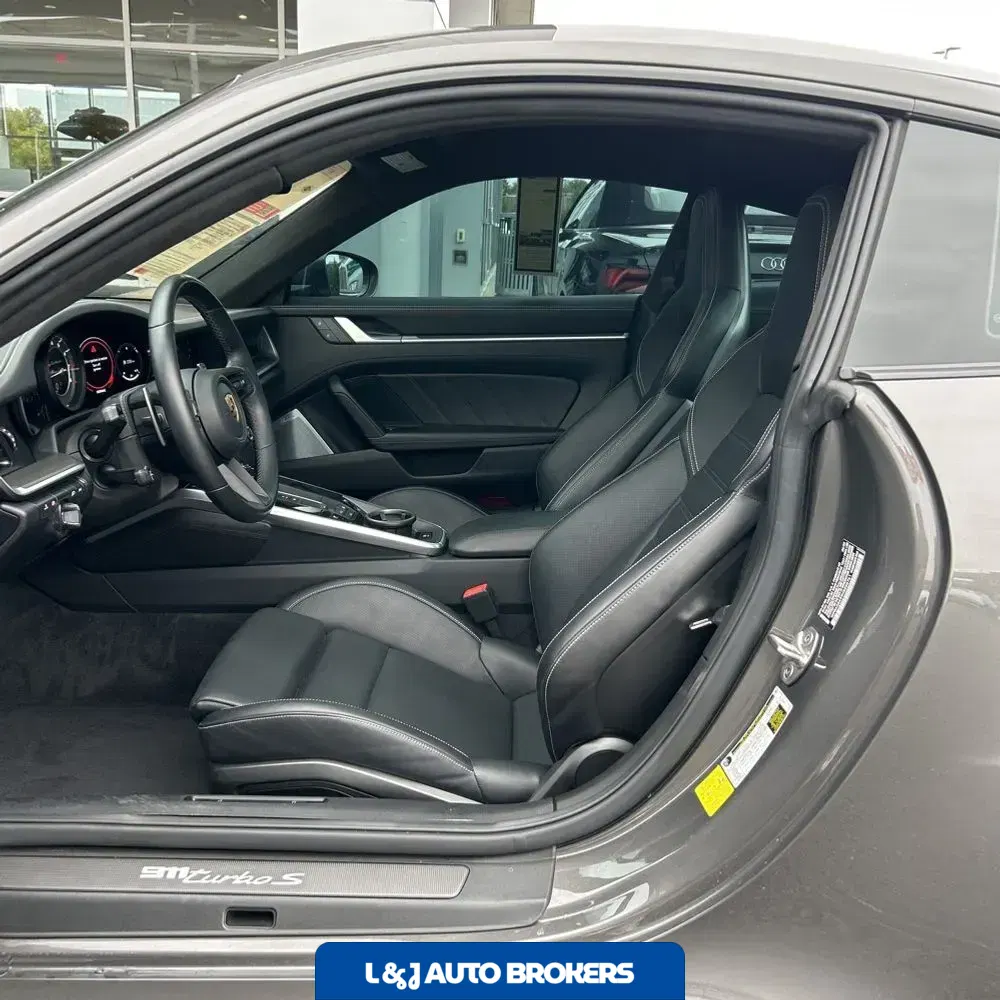 2022 Porsche 911 Turbo S