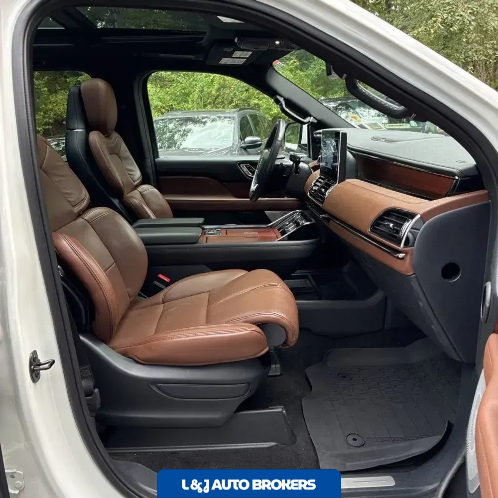 2022 Lincoln Navigator Reserve