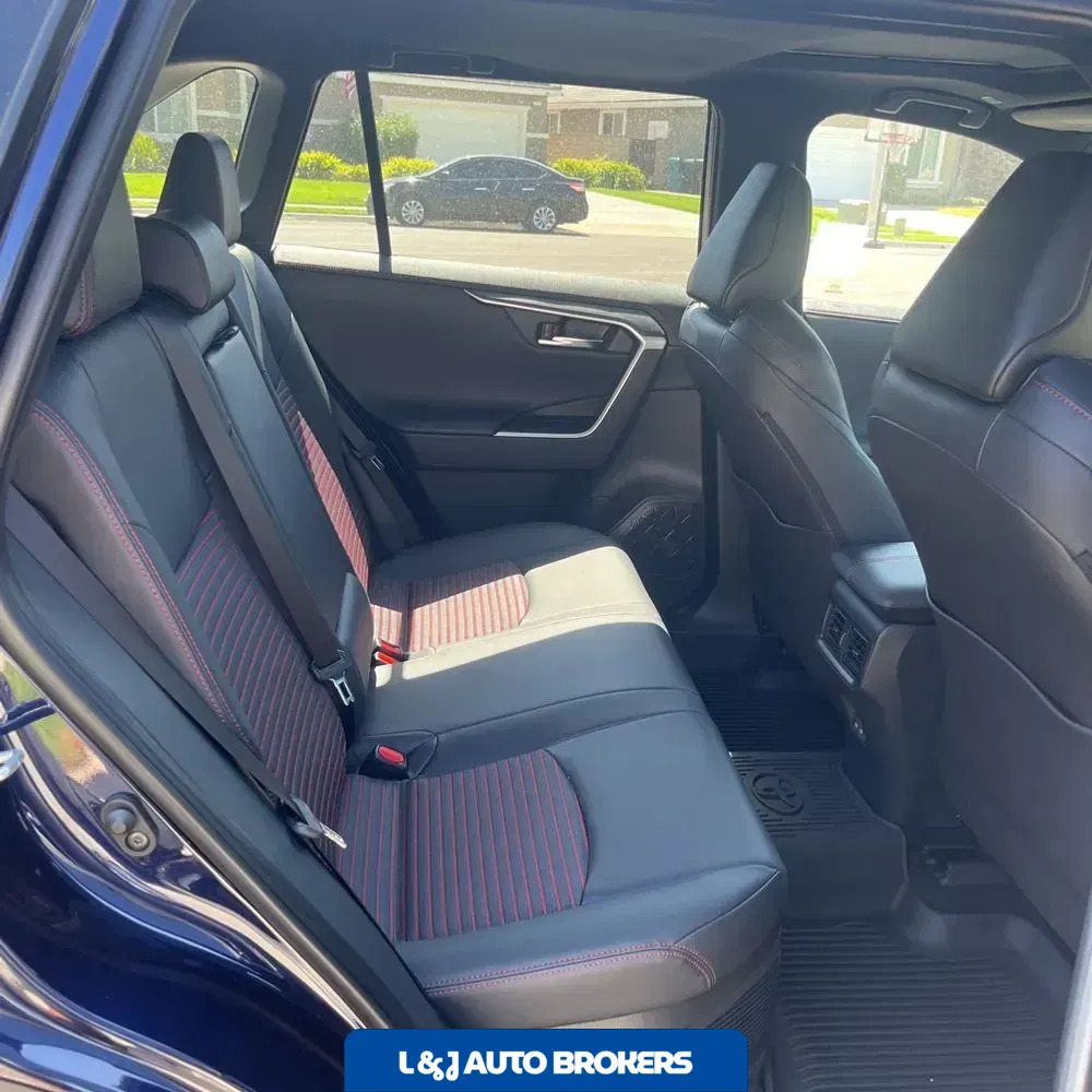 2025 Toyota RAV4 Plug-in Hybrid XSE